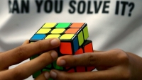 50 ves a Rubik-kocka: emlkrmt bocst ki az MNB a neves vfordulra