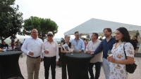 Borozva nyitottk meg az vadot a Pcsi Nemzeti Sznhz dolgozi (galria, vide)