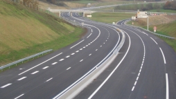 Folytatjk az M6-ost