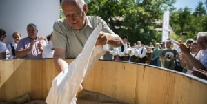 Magyarok kenyere: a tavalyinl is tbb, mintegy tszz tonna bza gylt ssze