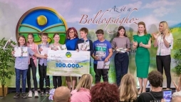 Djat nyertek a Pcsi Bnki Dont Utcai ltalnos Iskola Abaligeti Iskoljnak tanuli