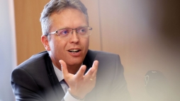 Hank Balzs: megtiszteltets s felelssg, hogy a miniszterelnk a KIM vezetsre krt fel