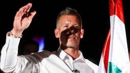Magyar Pter a hborprti Manfred Weberrel tallkozik