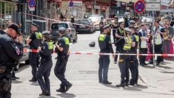 Meglttek egy baltval s kzigrnttal fenyegetz frfit (vide)