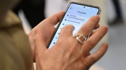 Gygyszertrkeres s szrvizsglati funkcikkal bvlt az EgszsgAblak alkalmazs