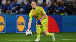 Manuel Neuer megdntheti Buffon Eb-s kapusrekordjt a magyarok ellen