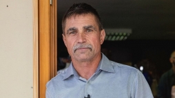 Ambrus Attila bankba ment, amit meslt rla, az mindent visz (vide)