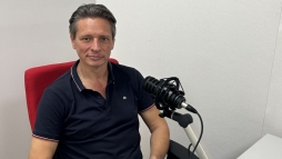 Balogh Imre, a Magyar Szablyavv Egyeslet pcsi iskoljnak vezetje volt a vendgnk