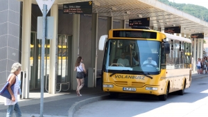 Elektromos buszokkal bvl a komli kzlekeds