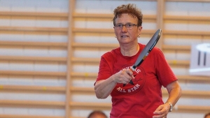 A blyi pickleball csoport vezetje, Falusi Mihlyn a vendgnk