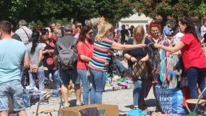 Olvasnk szerint teljes a kosz a vsrtren