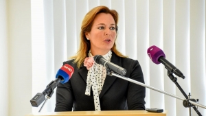 Vitlyos Eszter: a baloldal krhzakat zrt be s vitt csdbe (vide)