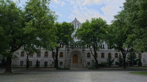 A pcsi egyetemet is elrte a glyatbori botrnyhullm
