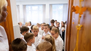  Msfl milli dik kezdi meg az j tanvet a kznevelsben s a szakkpzsben