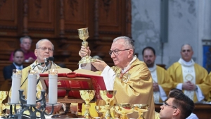Pietro Parolin szentszki llamtitkr az esztergomi bazilikban mutatott be szentmist