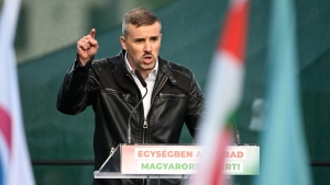 Magyar Pterre tmaszkodva buktatna kormnyt Jakab Pter