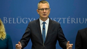 Az okostelefon-hasznlat iskolai korltozsval megelzhetk az online zaklatsok is