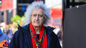 Drmai hrek a Queen legends gitrosrl: Brian May-t sztrkkal vittk krhzba