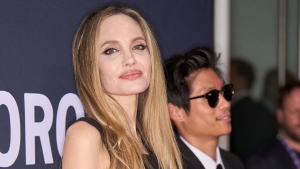 Angelina Jolie fia elszr jelent meg nyilvnosan a balesete ta