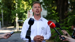Menczer Tams szerint Magyar Pter notrius hazudoz (vide)