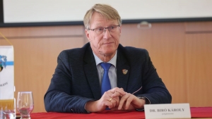 Remek telek jutott bcszsknt a kozrmislenyi polgrmester csaldjnak