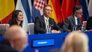 Hank Balzs: a magyar modellt javasoljuk