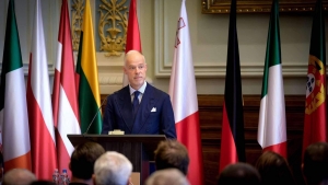 Szalay-Bobrovniczky Kristf: nincs bke ers vdelmi ipar nlkl