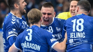 A kislnya is biztatta, Bod Richrd a mennybe ltte a Szegedet