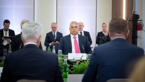 Orbn Viktor: csak egytt vdhetjk meg Eurpt hossz tvon s tartsan az illeglis migrnsoktl