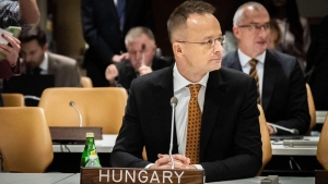 Szijjrt Pter: ltfontossg a nemzetisgek s vallsi kzssgek bks egyms mellett lse (vide)