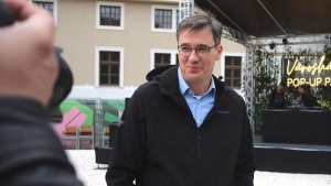 Karcsony Gergely msokra hrt, gy rzi, a bukst kvnjk