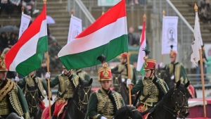 nneplyes megnyitval s eskttellel kezddtt a Nemzeti Vgta