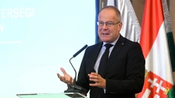 Navracsics Tibor: az nkormnyzatok szmthatnak a kormnyzat tmogatsra