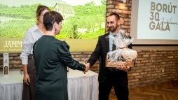 Jubil�l a Vill�ny-Sikl�si Bor�t Egyes�let, sz�mos elismer�s tal�lt gazd�ra