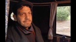 P�l Tam�s a lovak k�z� csapott (vide�)