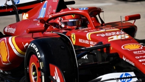 Ketts Ferrari-siker Leclerc vezrletvel a texasi Austinban